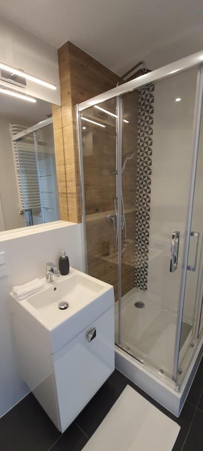 Apartament Krakowska Prestige Apartment วรอตซวาฟ ภายนอก รูปภาพ